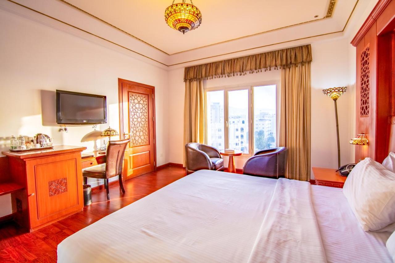 The Platinum Hotel Muscat Ngoại thất bức ảnh