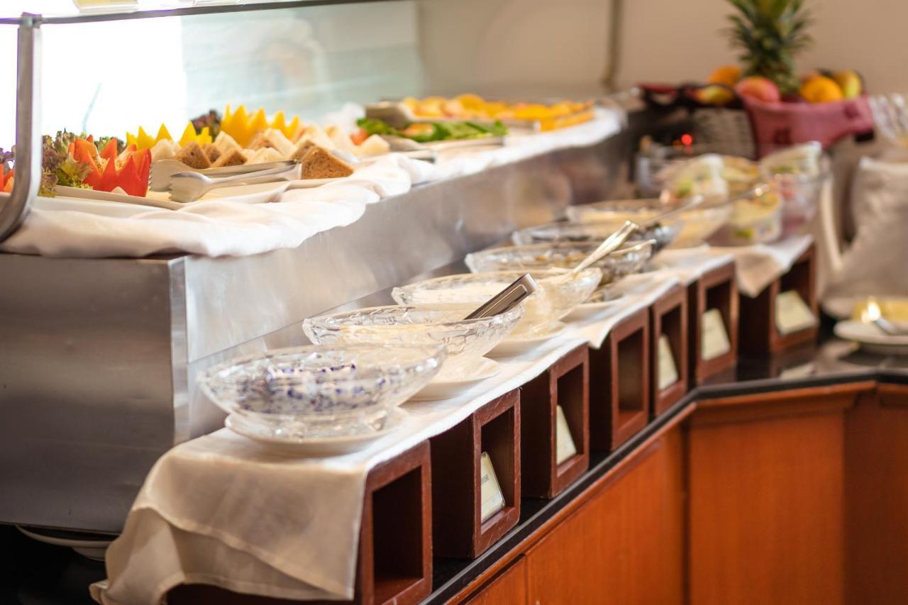 The Platinum Hotel Muscat Ngoại thất bức ảnh